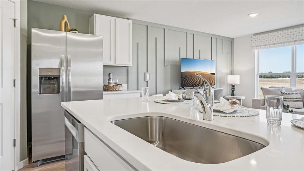 Active With Contract: $259,990 (3 beds, 2 baths, 1328 Square Feet)