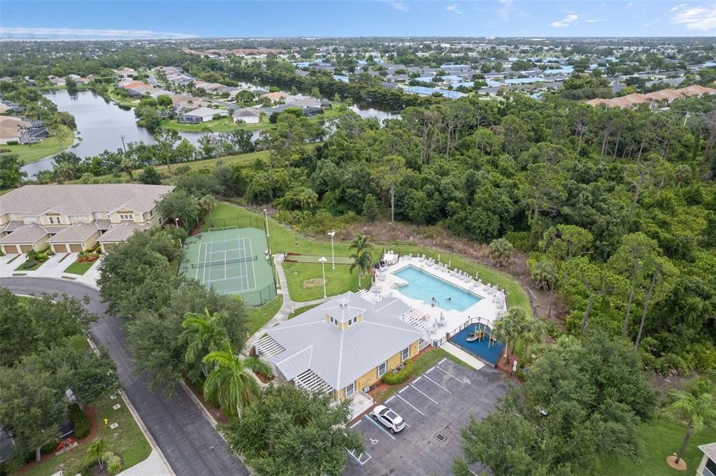 待售: $475,000 (3 贝兹, 2 浴室, 2433 平方英尺)