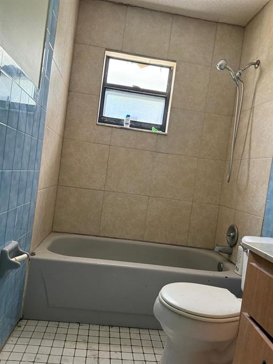 For Sale: $175,000 (3 beds, 2 baths, 1288 Square Feet)