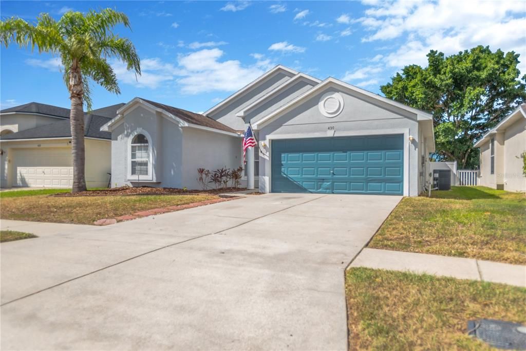 For Sale: $304,900 (3 beds, 2 baths, 1705 Square Feet)