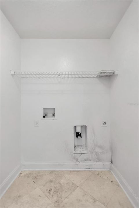 For Sale: $304,900 (3 beds, 2 baths, 1705 Square Feet)