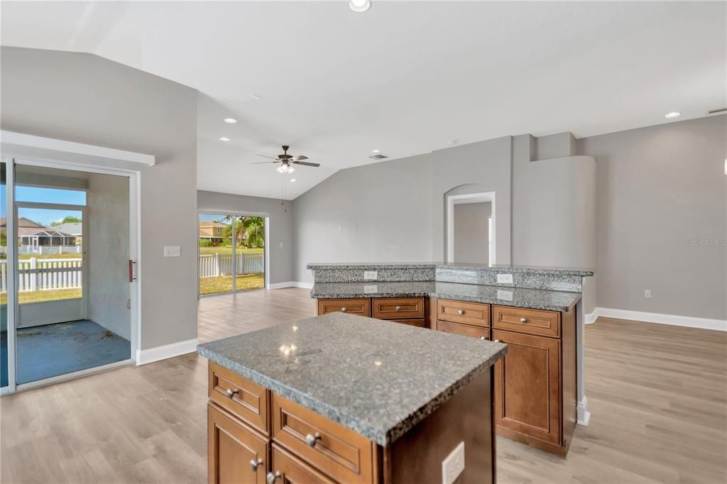 For Sale: $304,900 (3 beds, 2 baths, 1705 Square Feet)