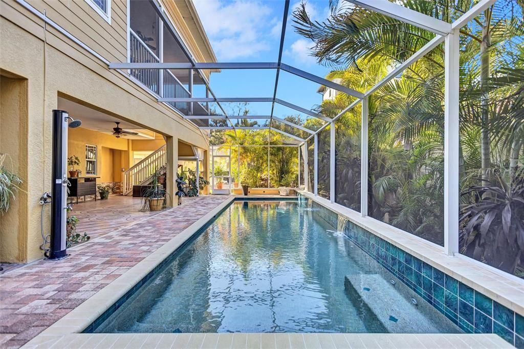 En Venta: $1,125,000 (4 camas, 3 baños, 2989 Pies cuadrados)