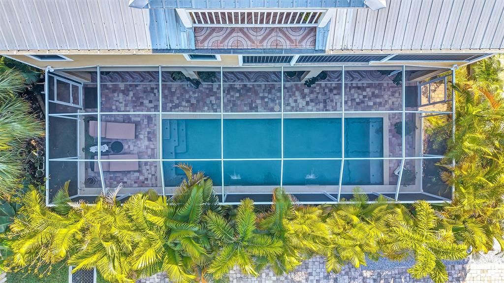 En Venta: $1,125,000 (4 camas, 3 baños, 2989 Pies cuadrados)