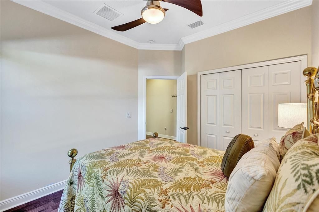 En Venta: $1,125,000 (4 camas, 3 baños, 2989 Pies cuadrados)