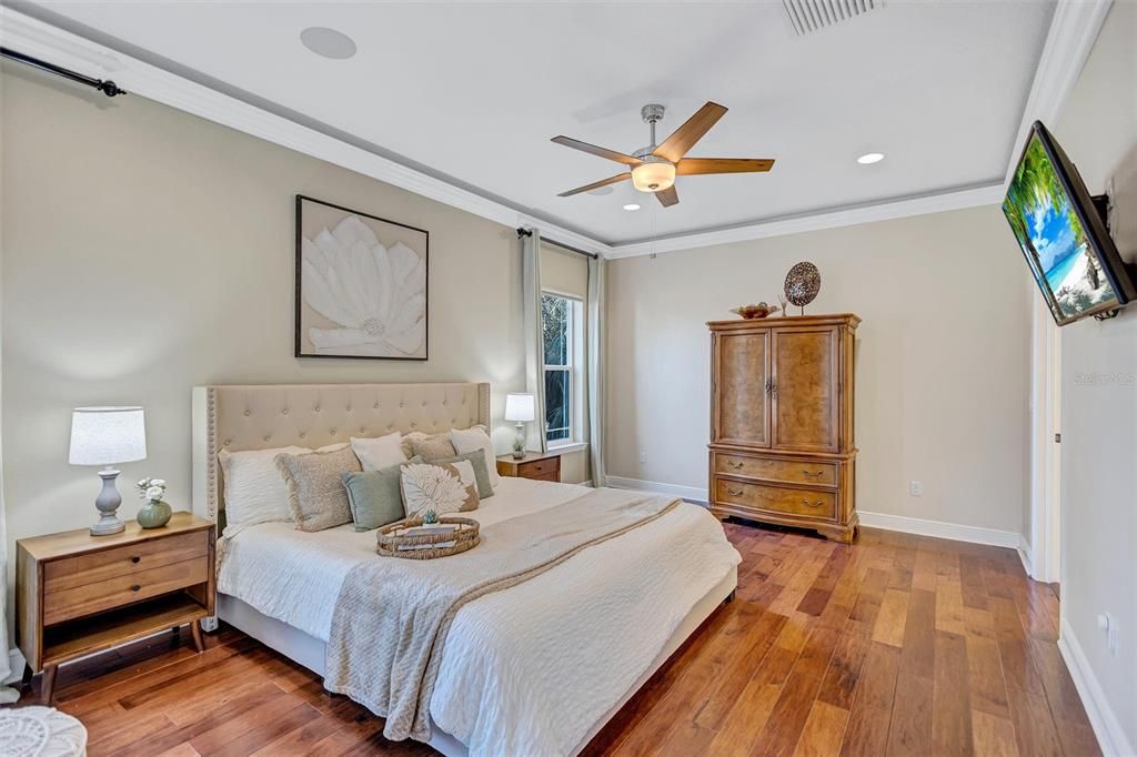 En Venta: $1,125,000 (4 camas, 3 baños, 2989 Pies cuadrados)