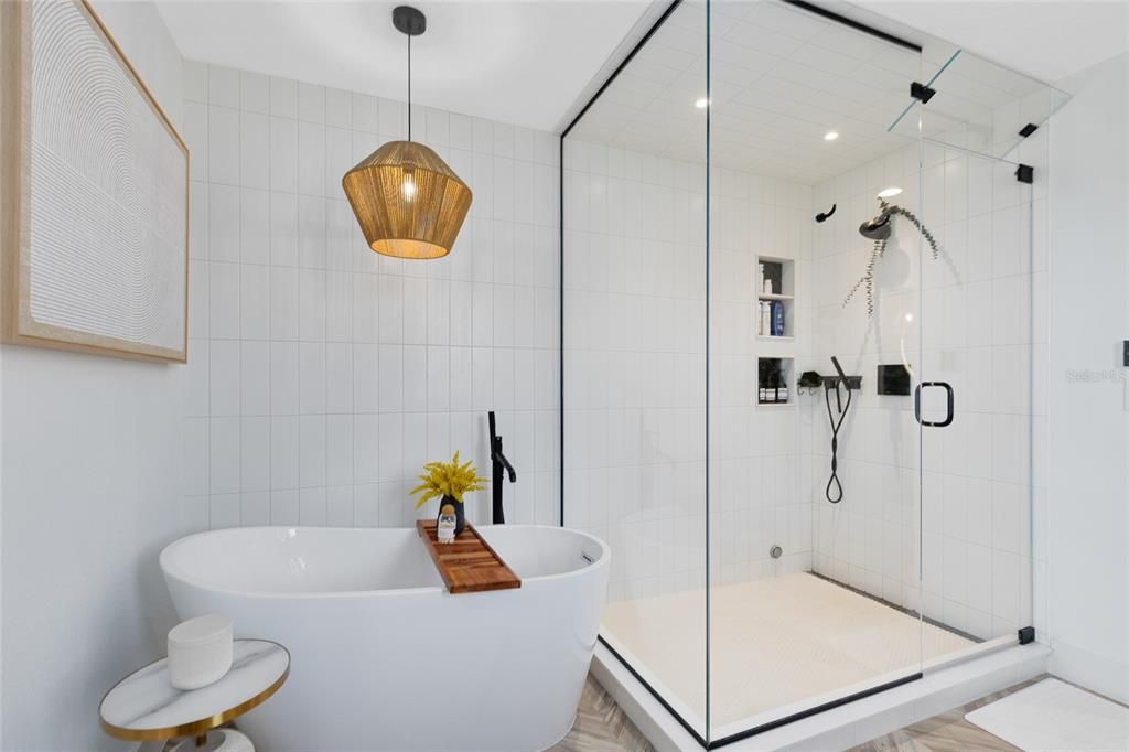 Active With Contract: $829,000 (4 beds, 3 baths, 3084 Square Feet)