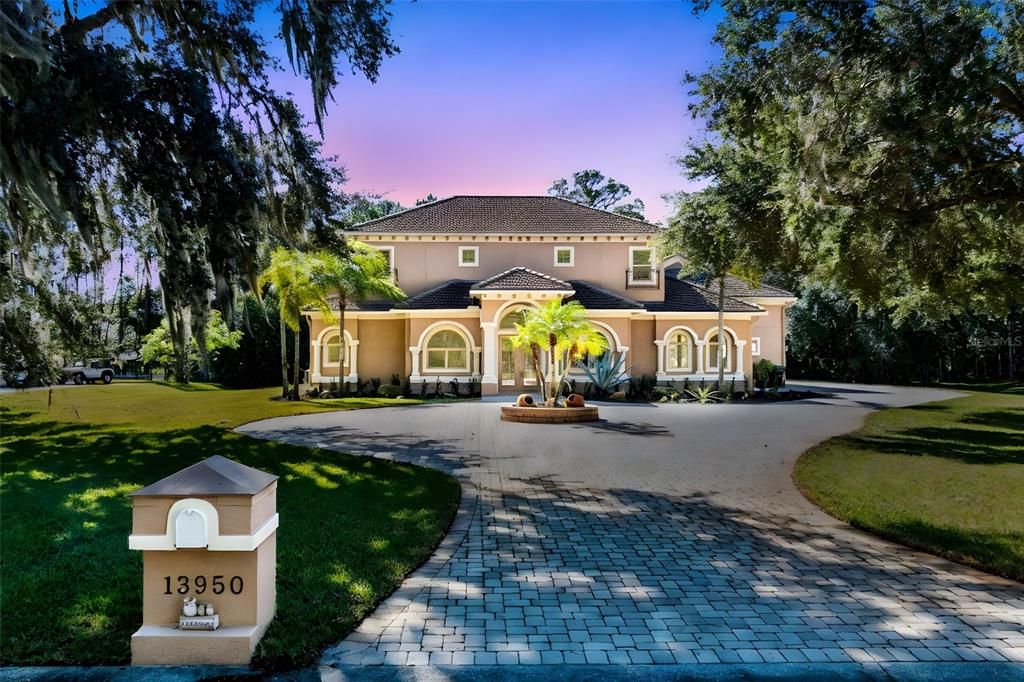 For Sale: $1,590,000 (7 beds, 6 baths, 6337 Square Feet)