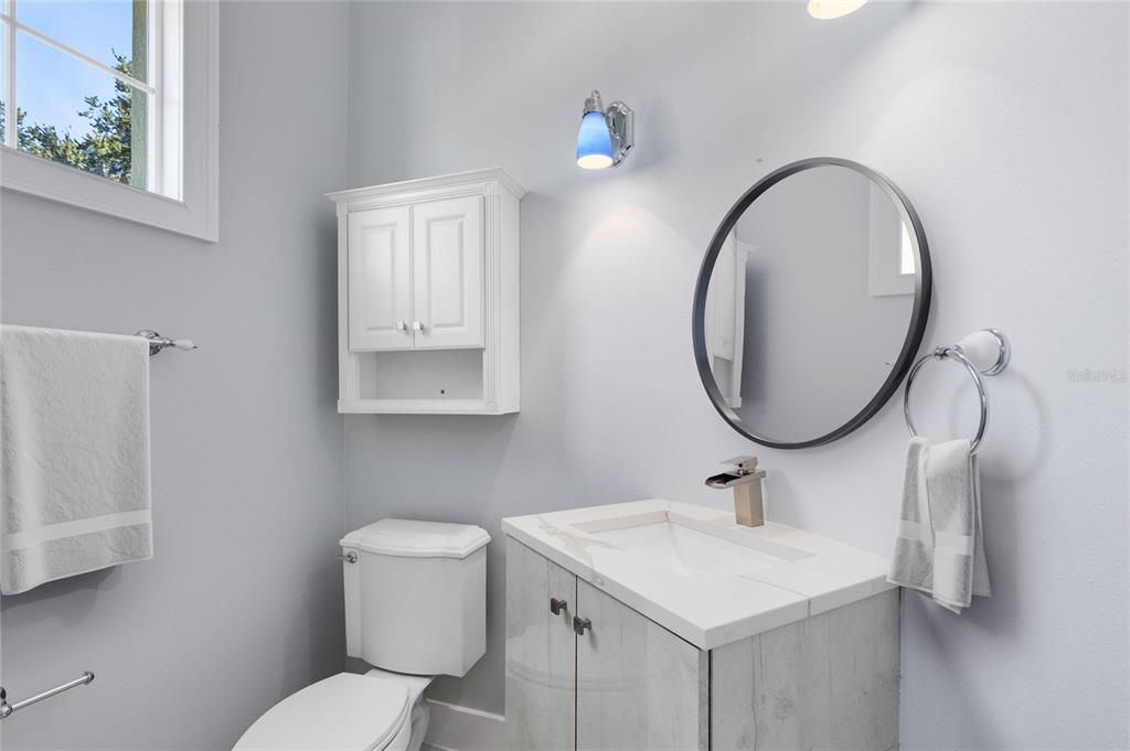 For Sale: $1,590,000 (7 beds, 6 baths, 6337 Square Feet)