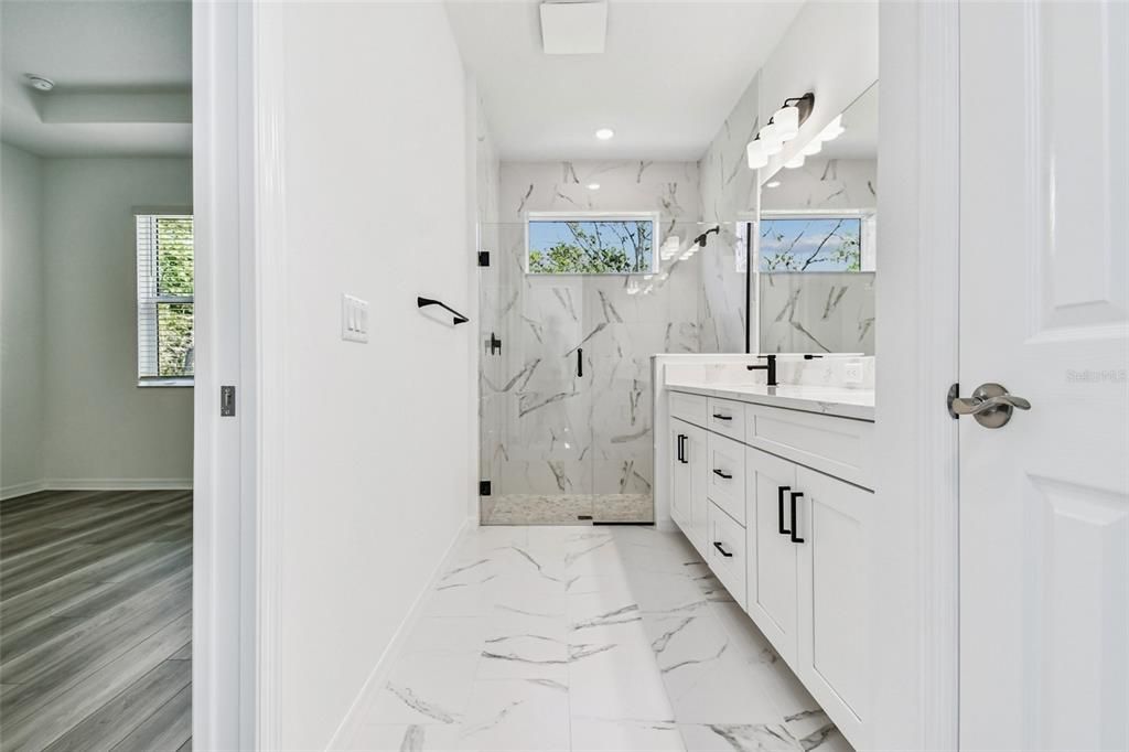 Activo con contrato: $379,999 (2 camas, 2 baños, 1452 Pies cuadrados)