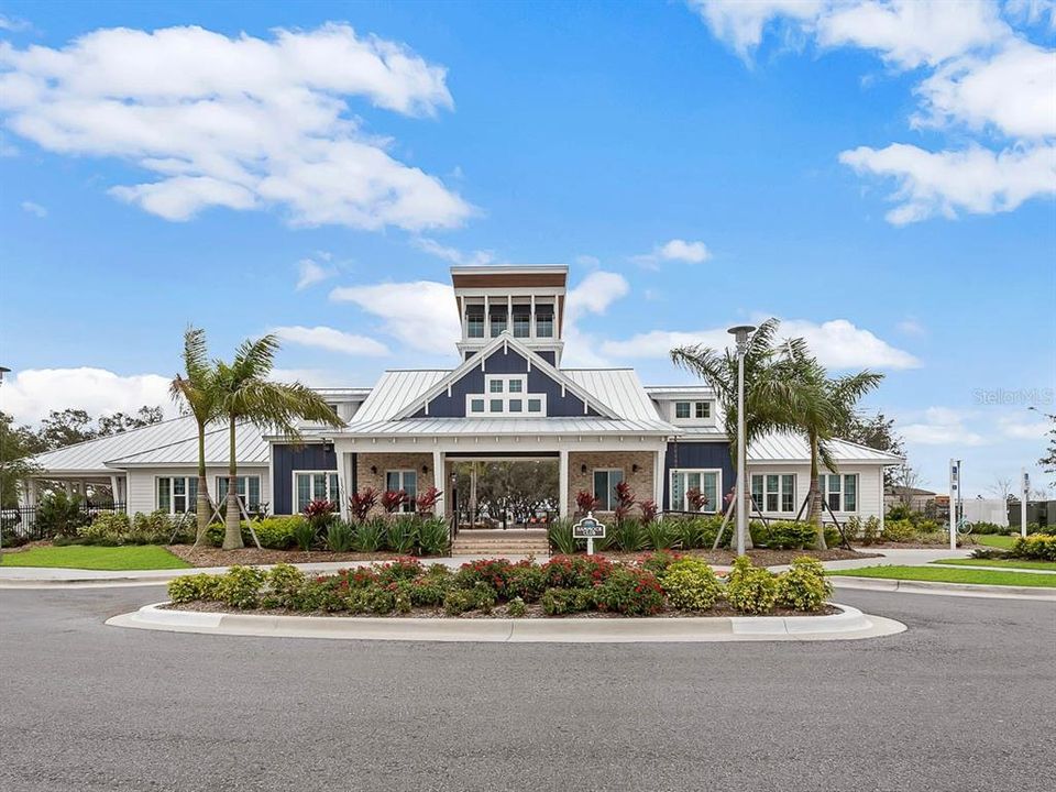 For Rent: $3,100 (5 beds, 3 baths, 2479 Square Feet)