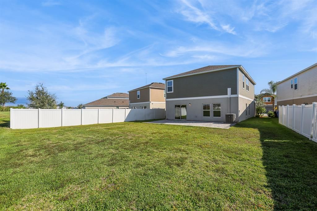 For Rent: $3,100 (5 beds, 3 baths, 2479 Square Feet)