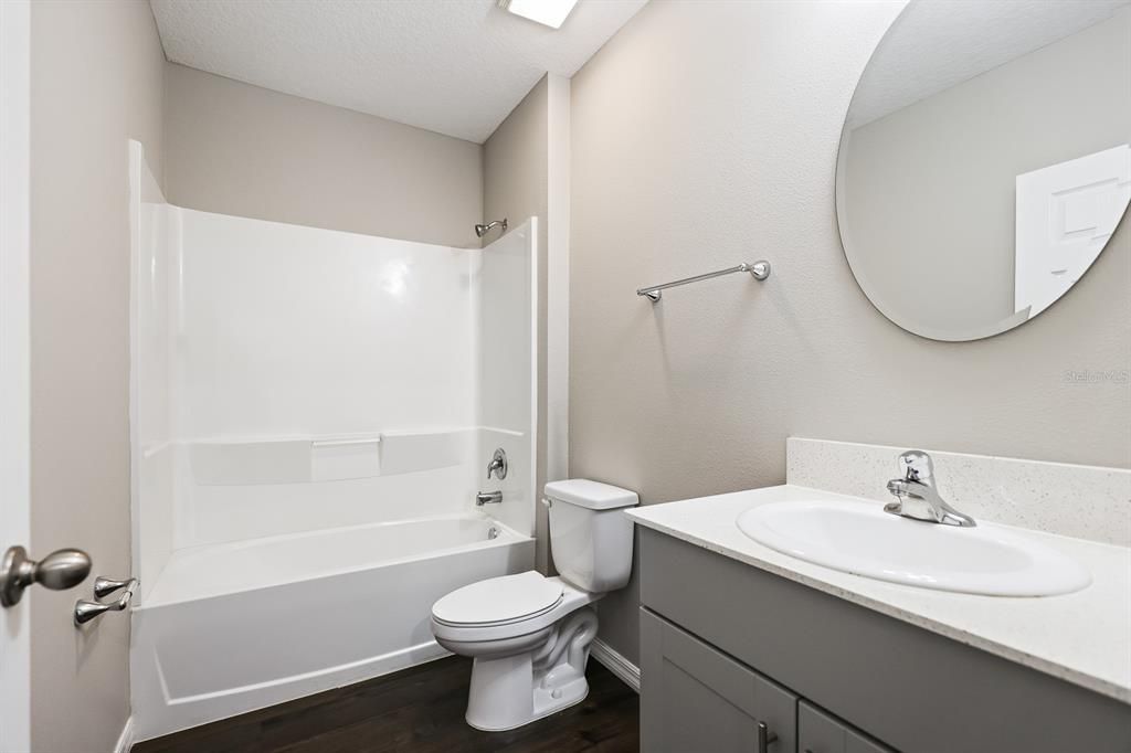 For Rent: $3,100 (5 beds, 3 baths, 2479 Square Feet)