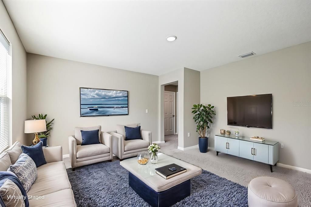 For Rent: $3,100 (5 beds, 3 baths, 2479 Square Feet)