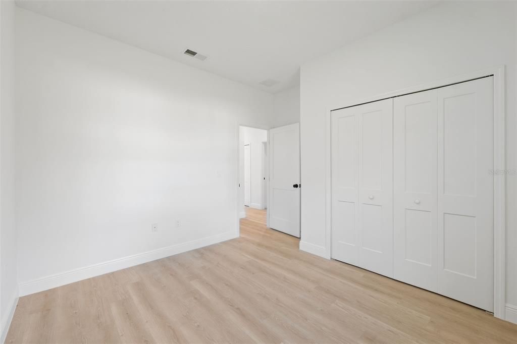 For Sale: $309,000 (4 beds, 2 baths, 1751 Square Feet)