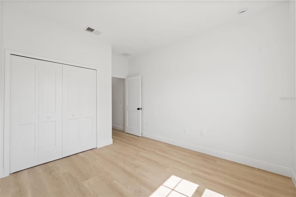 For Sale: $309,000 (4 beds, 2 baths, 1751 Square Feet)