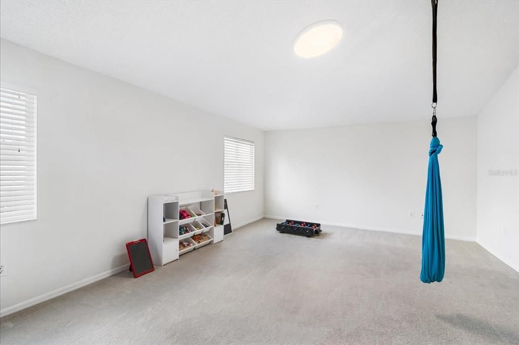 For Sale: $599,000 (4 beds, 3 baths, 2842 Square Feet)