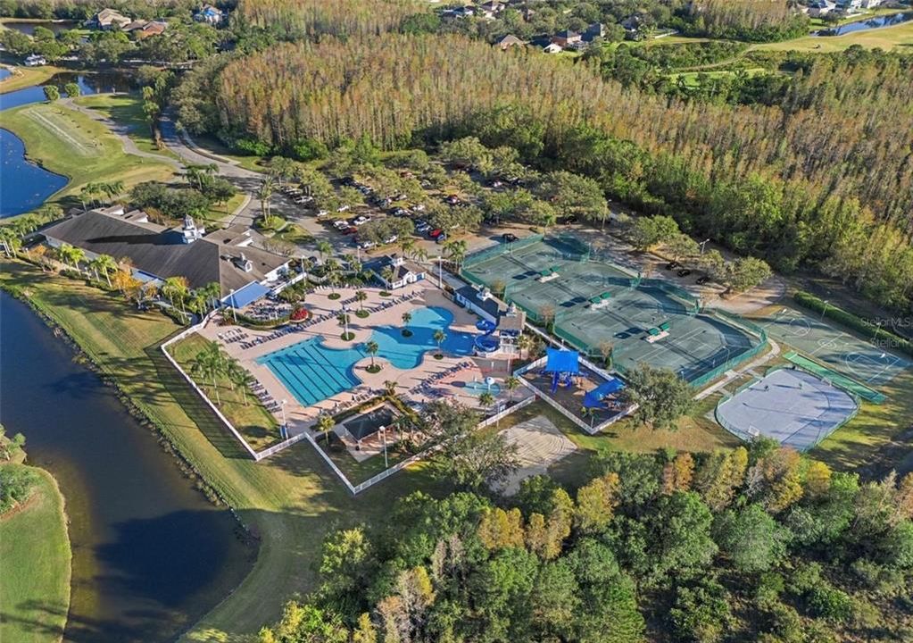 For Sale: $599,000 (4 beds, 3 baths, 2842 Square Feet)