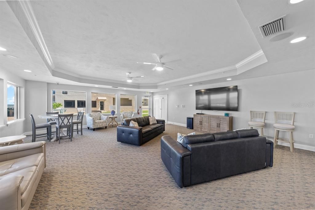 Active With Contract: $499,000 (2 beds, 2 baths, 1674 Square Feet)