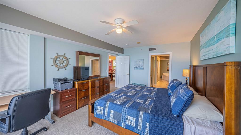 Active With Contract: $499,000 (2 beds, 2 baths, 1674 Square Feet)