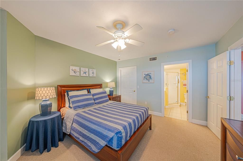 Active With Contract: $499,000 (2 beds, 2 baths, 1674 Square Feet)