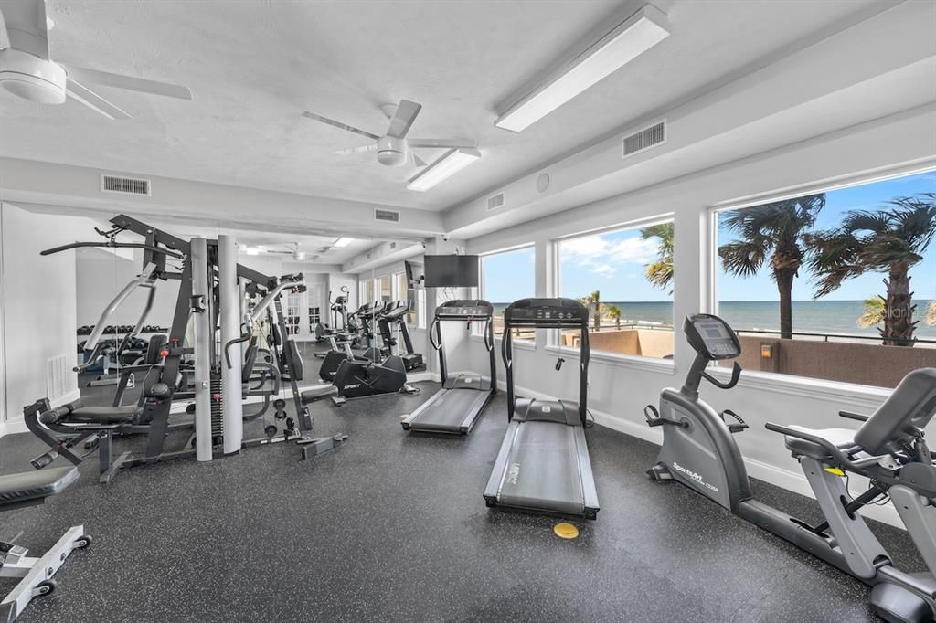 Active With Contract: $499,000 (2 beds, 2 baths, 1674 Square Feet)