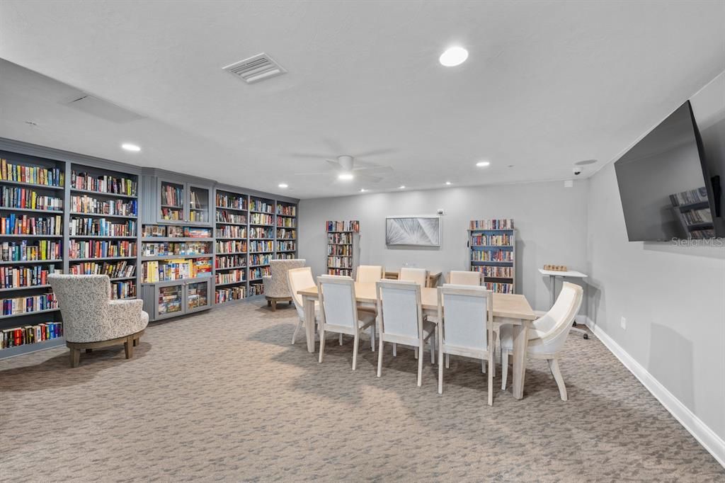 Active With Contract: $499,000 (2 beds, 2 baths, 1674 Square Feet)