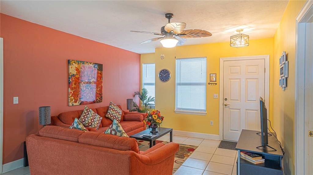 Active With Contract: $499,000 (2 beds, 2 baths, 1674 Square Feet)