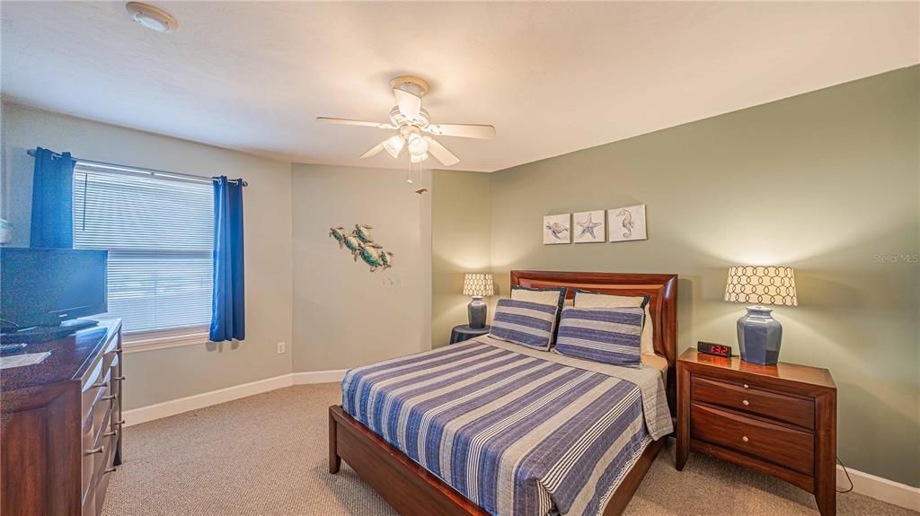 Active With Contract: $499,000 (2 beds, 2 baths, 1674 Square Feet)