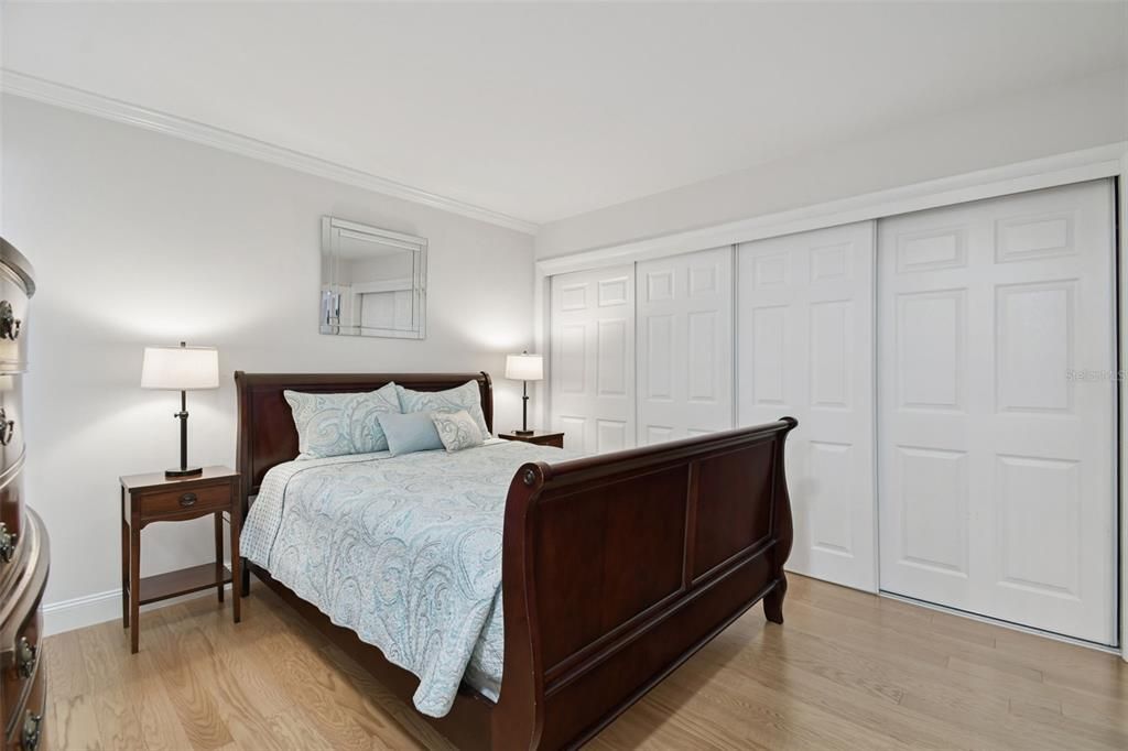 Active With Contract: $395,000 (2 beds, 2 baths, 1320 Square Feet)