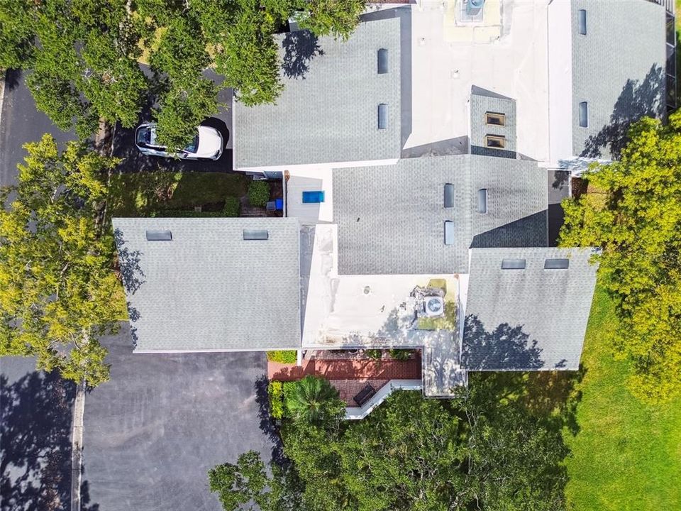 Active With Contract: $395,000 (2 beds, 2 baths, 1320 Square Feet)