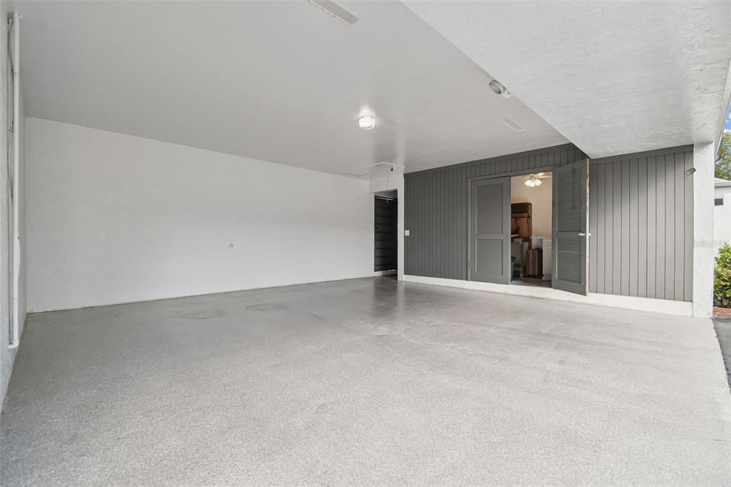 Active With Contract: $395,000 (2 beds, 2 baths, 1320 Square Feet)