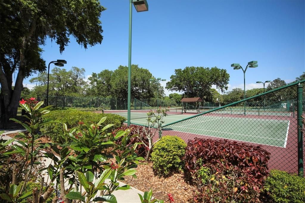 Active With Contract: $635,000 (3 beds, 2 baths, 2359 Square Feet)