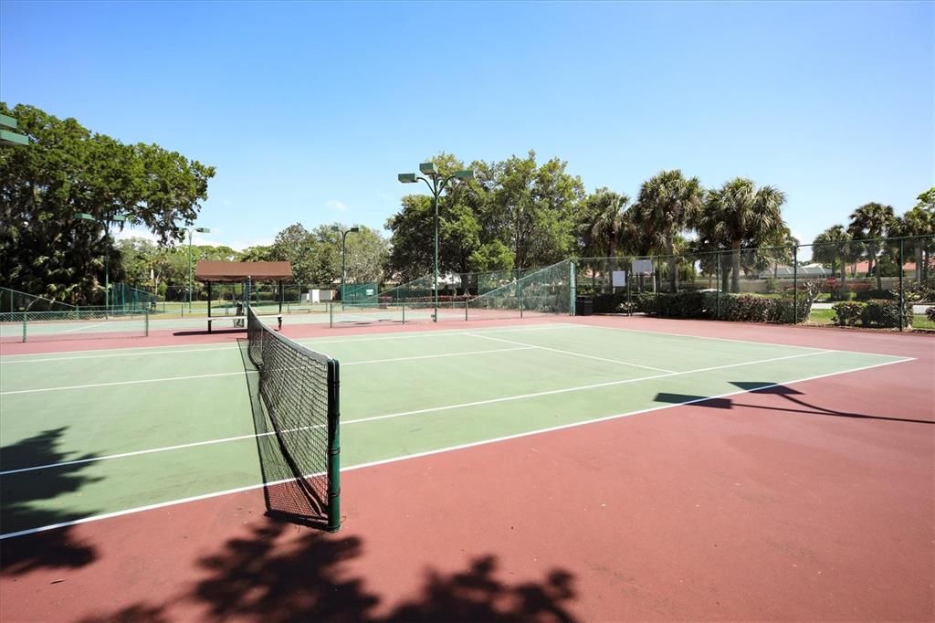 Active With Contract: $635,000 (3 beds, 2 baths, 2359 Square Feet)