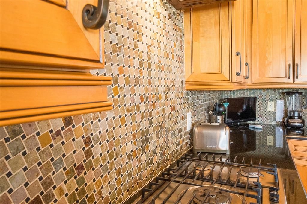 For Sale: $815,000 (4 beds, 4 baths, 3177 Square Feet)