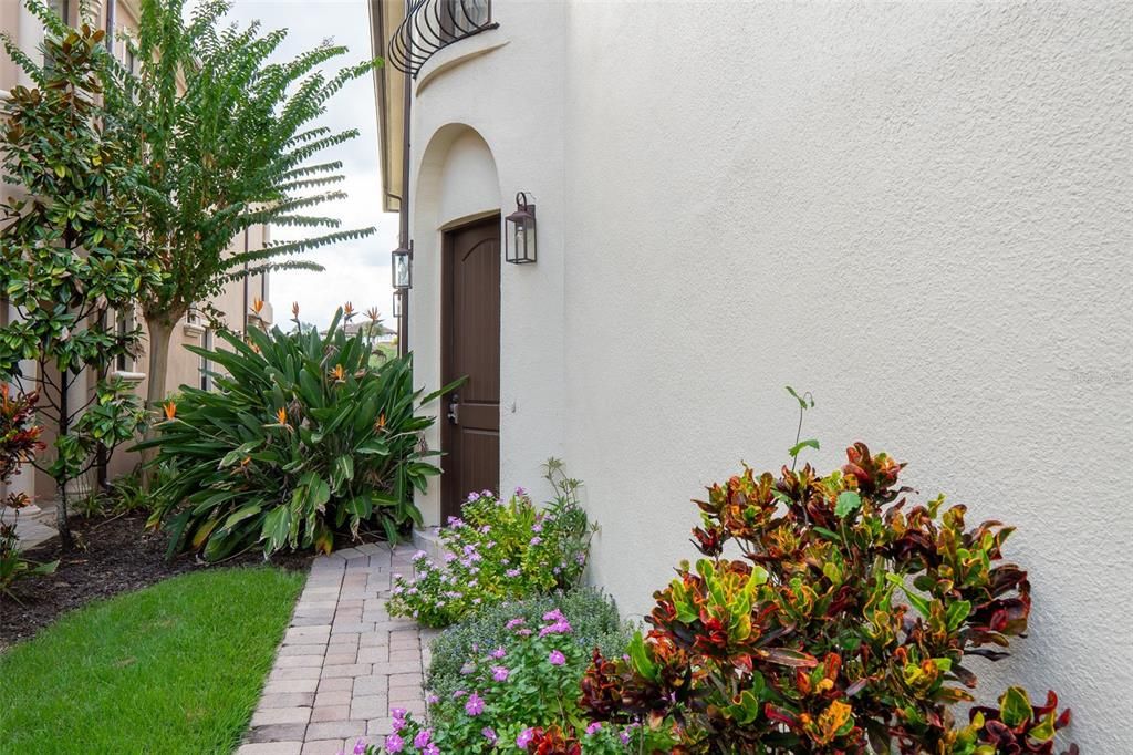 For Sale: $815,000 (4 beds, 4 baths, 3177 Square Feet)