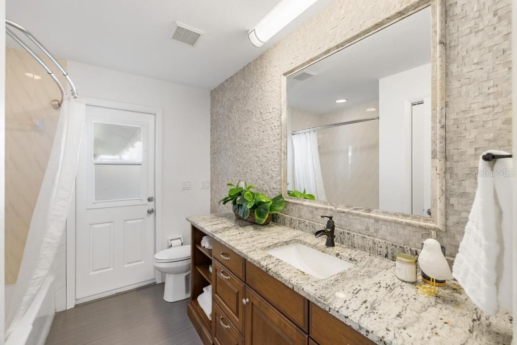 For Sale: $1,200,000 (3 beds, 3 baths, 2403 Square Feet)