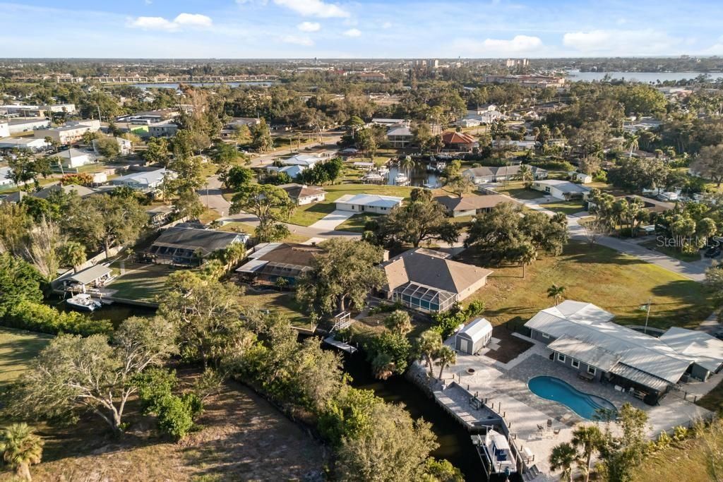 For Sale: $1,200,000 (3 beds, 3 baths, 2403 Square Feet)
