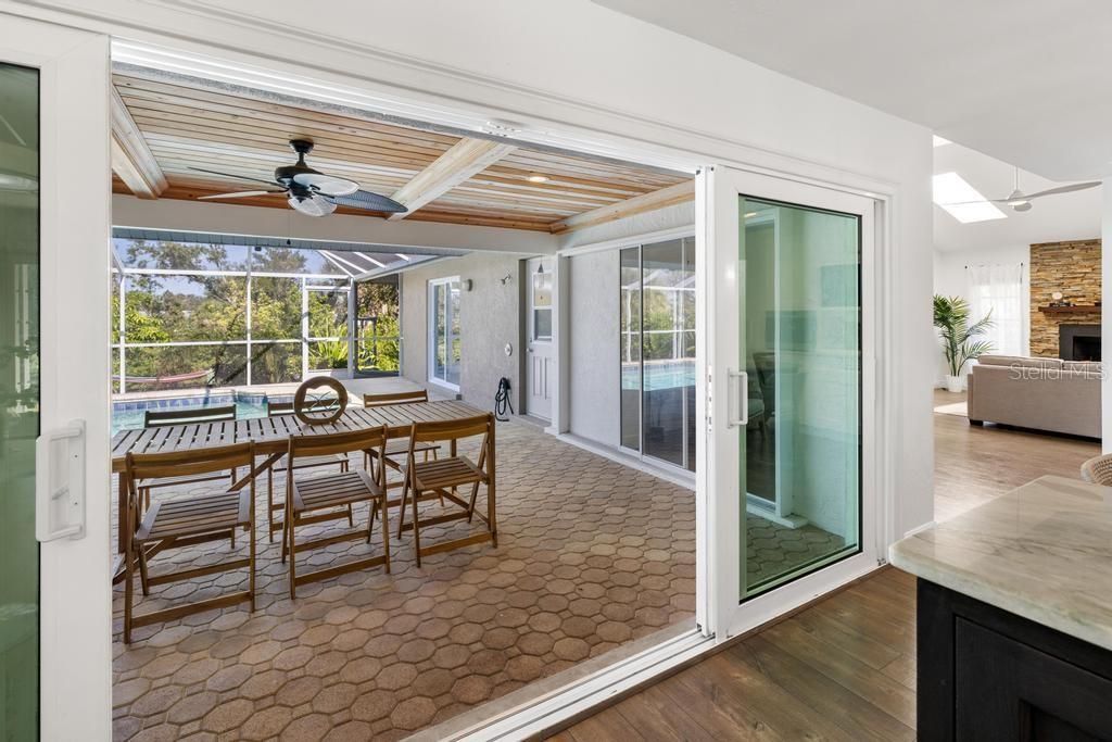 For Sale: $1,200,000 (3 beds, 3 baths, 2403 Square Feet)