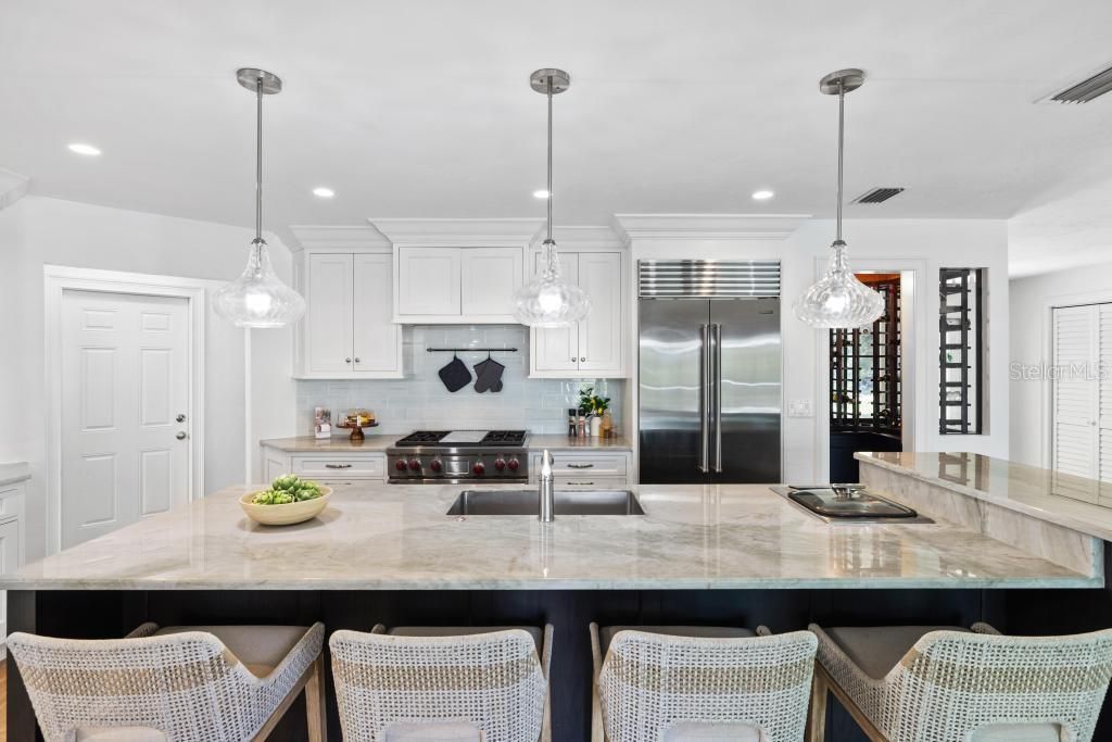 For Sale: $1,200,000 (3 beds, 3 baths, 2403 Square Feet)