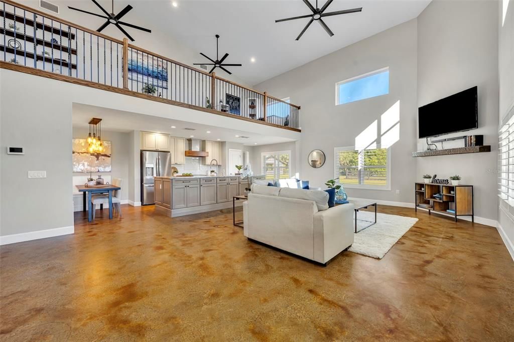 Active With Contract: $2,950,000 (3 beds, 2 baths, 2200 Square Feet)