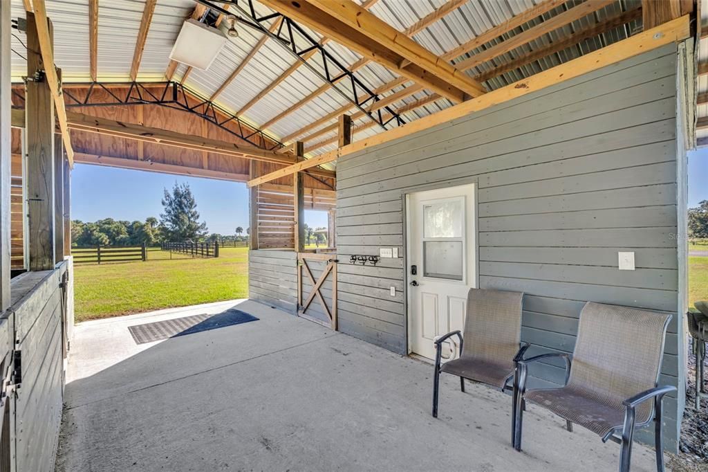 Active With Contract: $2,950,000 (3 beds, 2 baths, 2200 Square Feet)