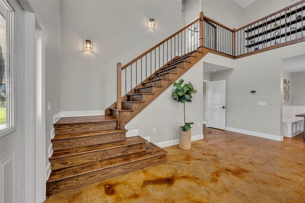 Active With Contract: $2,950,000 (3 beds, 2 baths, 2200 Square Feet)