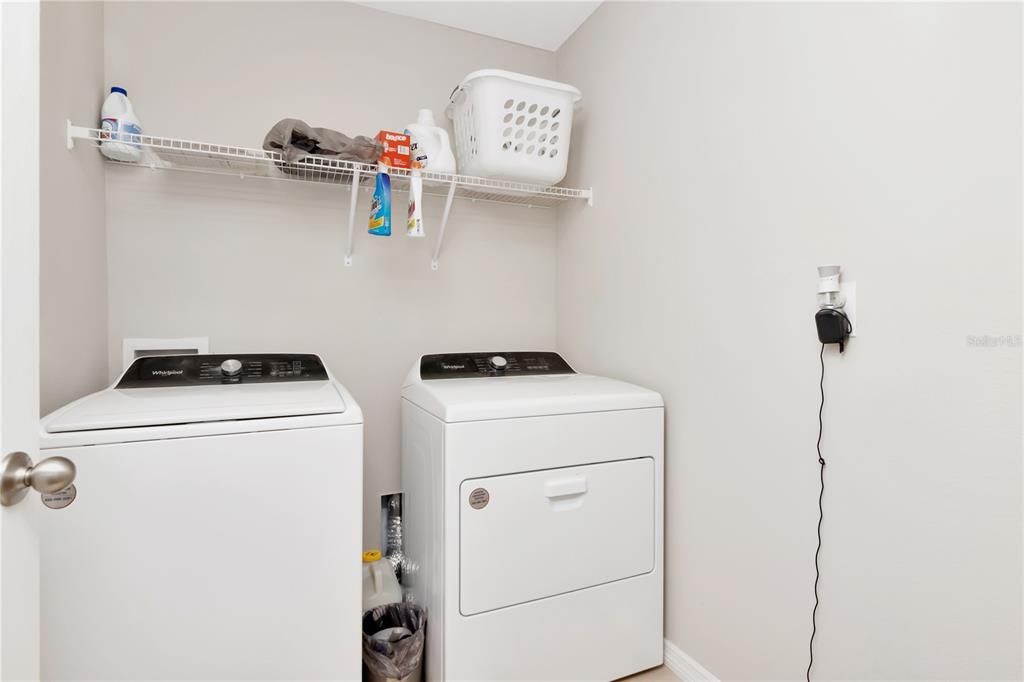 For Sale: $465,000 (5 beds, 3 baths, 2517 Square Feet)