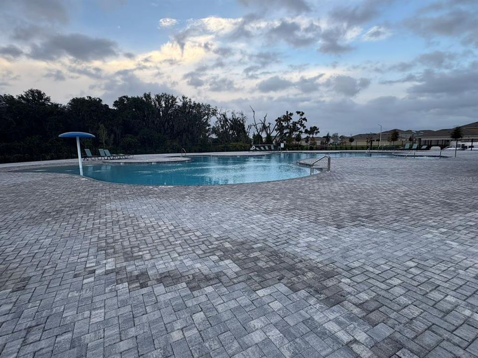 For Sale: $344,997 (3 beds, 2 baths, 1625 Square Feet)