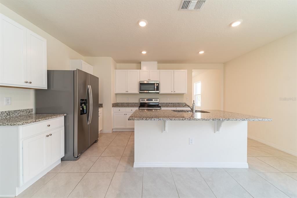 For Sale: $344,997 (3 beds, 2 baths, 1625 Square Feet)