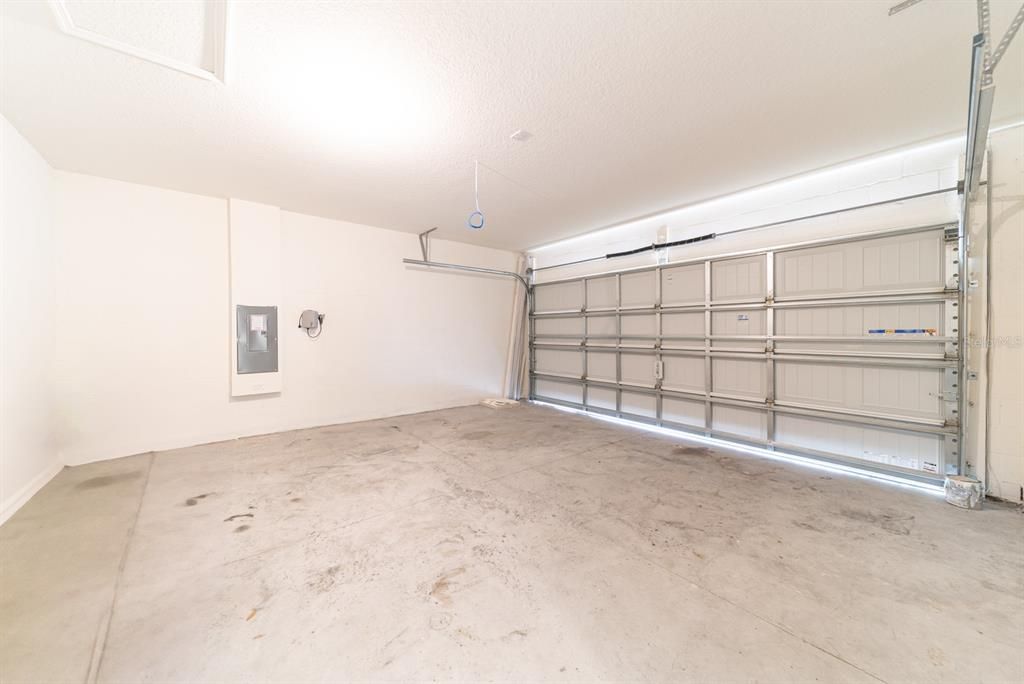 For Sale: $344,997 (3 beds, 2 baths, 1625 Square Feet)