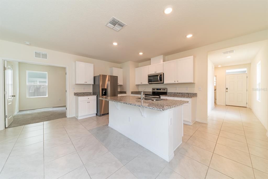 For Sale: $344,997 (3 beds, 2 baths, 1625 Square Feet)