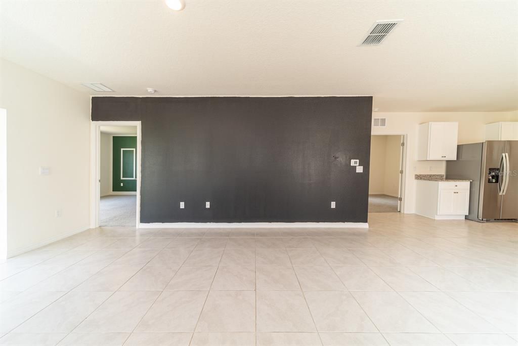 For Sale: $344,997 (3 beds, 2 baths, 1625 Square Feet)