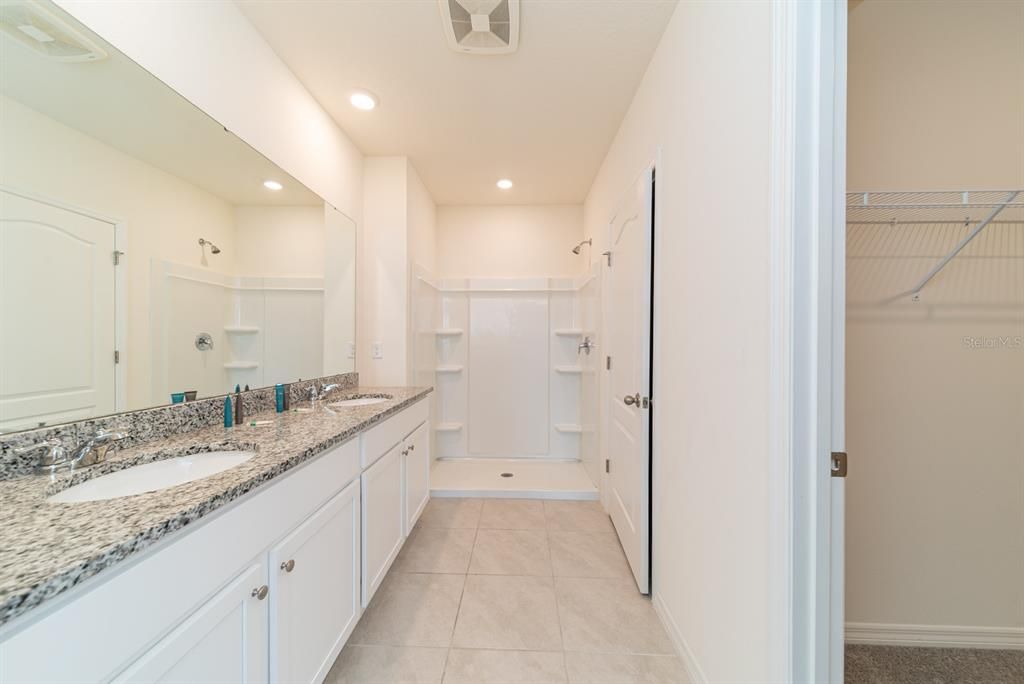 For Sale: $344,997 (3 beds, 2 baths, 1625 Square Feet)